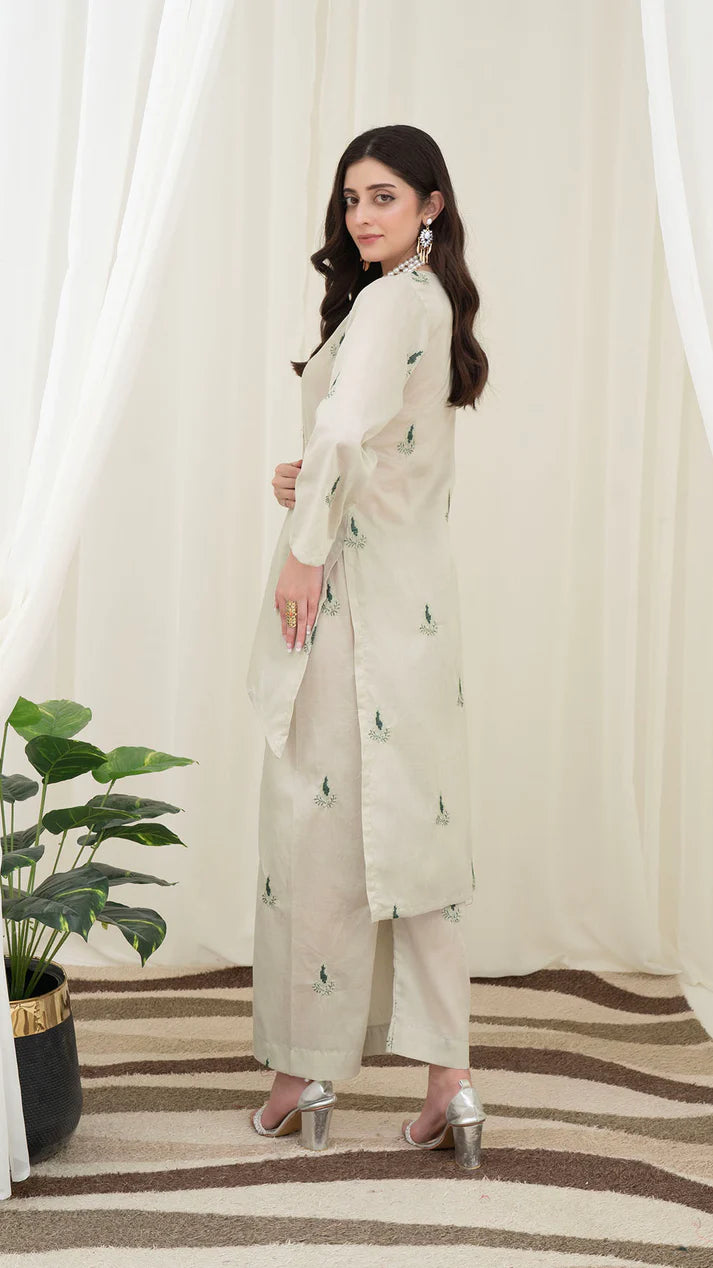 Bareeze Embroidered Lawn 2-Piece D1022Z