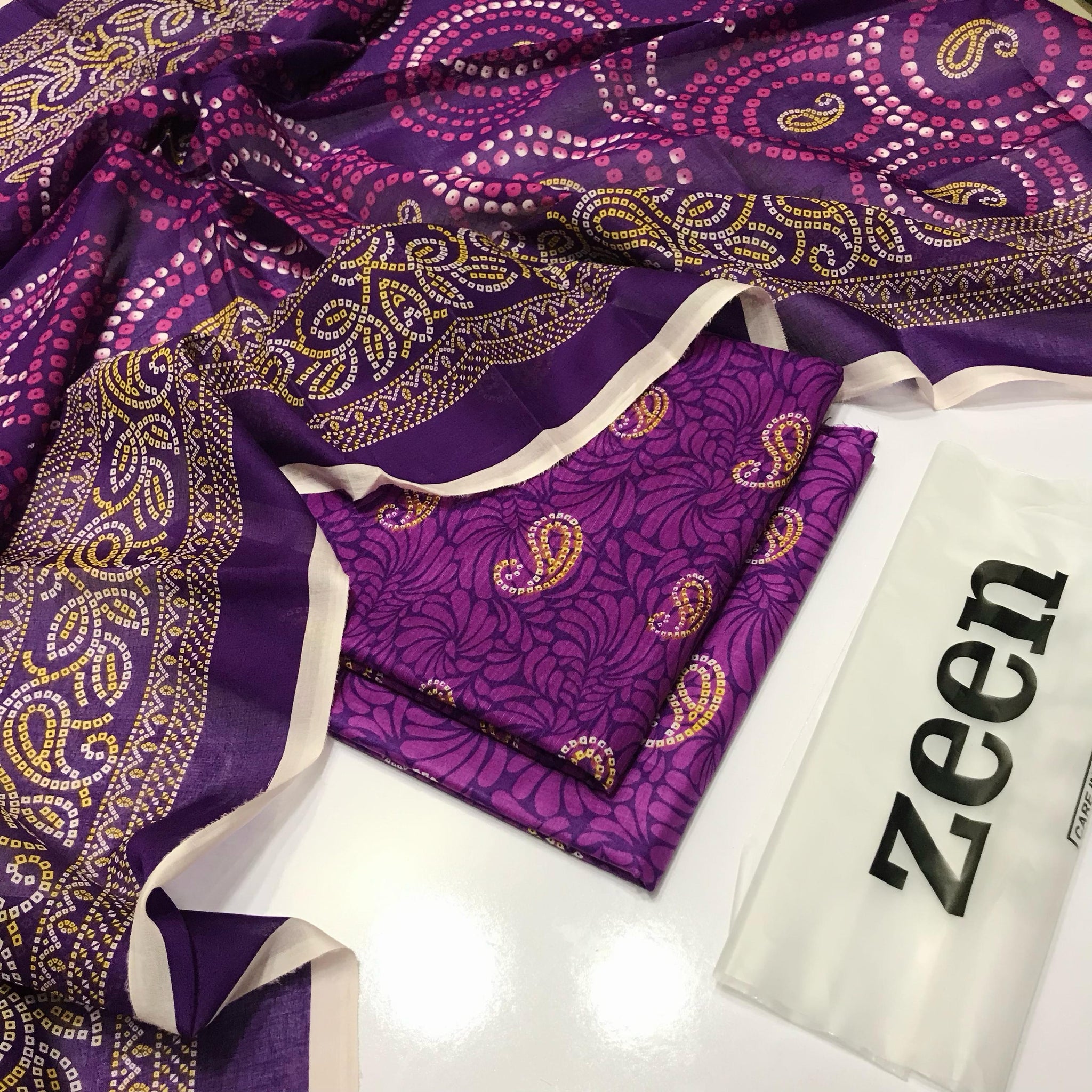 ZEEN BANA DORA LAWN 3PC – Digital Print E310