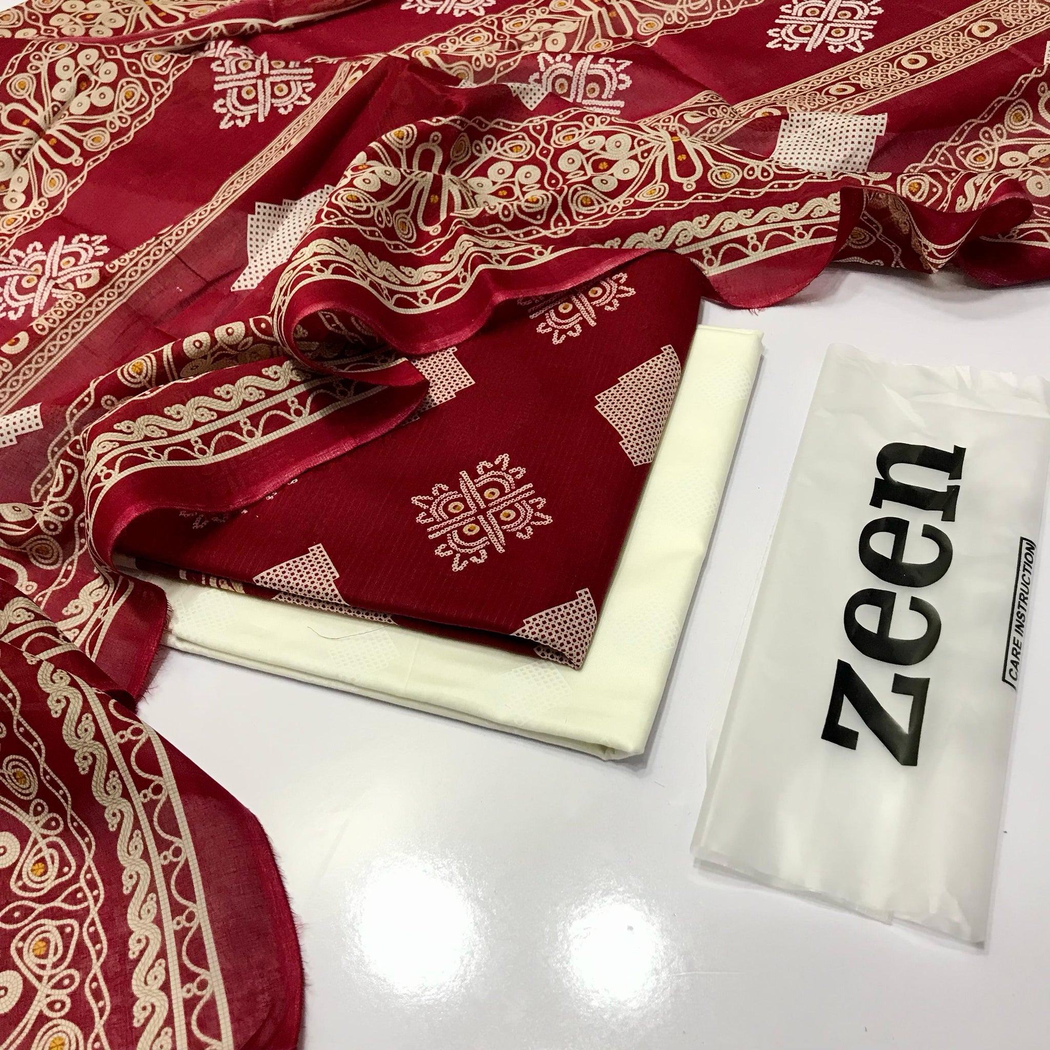 ZEEN LAWN 3PC – Digital Print E307